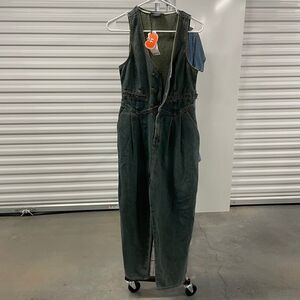 Brand New Cider Jumpsuit Size XS with Tags - Stylish & Trendy